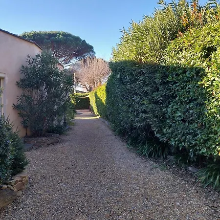 Chalet Cosy Avec Terrasse & Hamac, Calme, Proche Plage, Parking, Nc *
